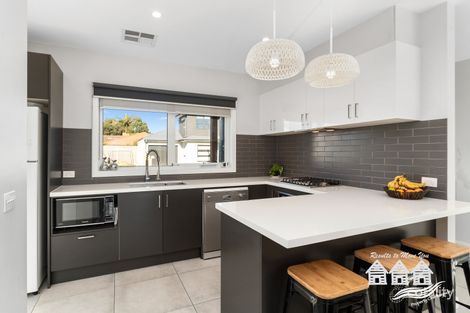 Property photo of 2A Wedge Court Seaford VIC 3198