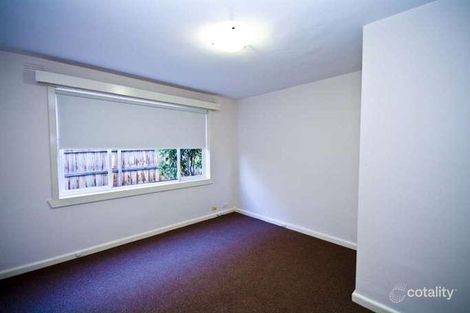 Property photo of 2/12 Auburn Grove Hawthorn East VIC 3123