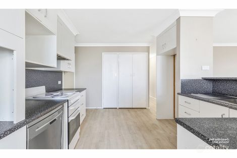 Property photo of 107 Pilkington Street Koongal QLD 4701