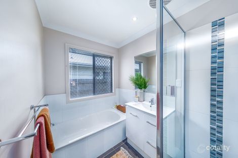 Property photo of 9 Summerlake Circuit Idalia QLD 4811
