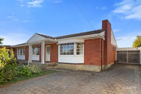 Property photo of 18 Seaview Road Morphett Vale SA 5162
