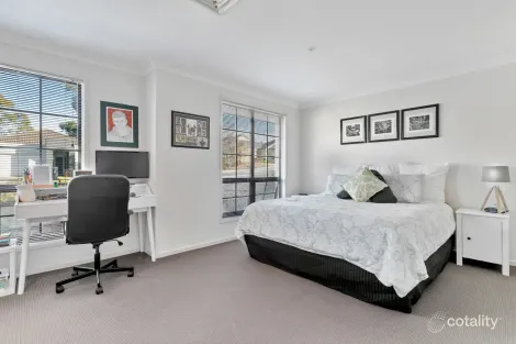 Property photo of 42 Barton Circuit Mount Barker SA 5251