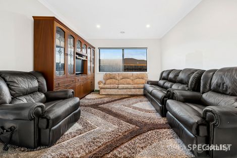 Property photo of 5 Corvette Avenue Cranbourne East VIC 3977