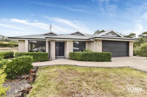 3 Acacia Ave, Top Camp, QLD 4350