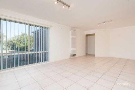 Property photo of 10 Strickland Crescent Burnside VIC 3023