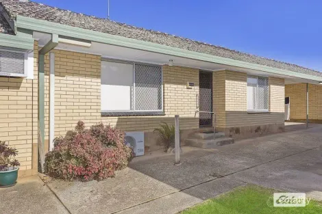 Property photo of 2/5 Bell Court Wodonga VIC 3690