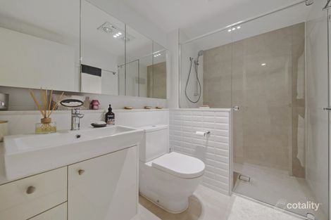 Property photo of 101/45 Shakespeare Street Coorparoo QLD 4151