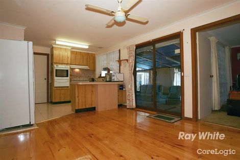 Property photo of 8 Hume Court Cranbourne North VIC 3977