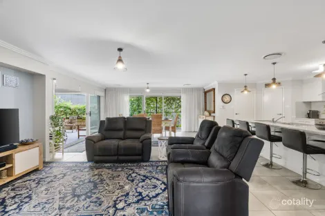 Property photo of 17 Kanuka Drive Ulladulla NSW 2539