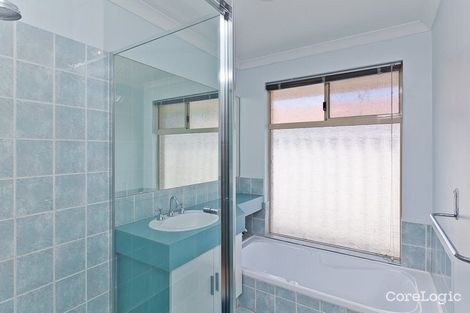 Property photo of 16 Ballard Mews Success WA 6164