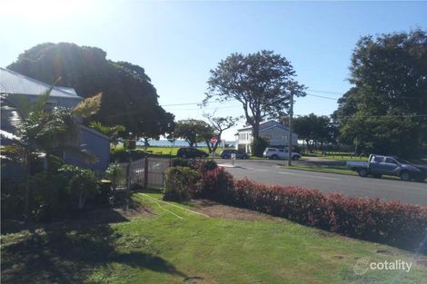 5 Stewart Pde, Manly, QLD 4179