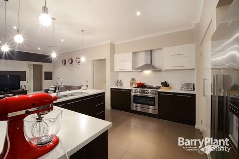 Property photo of 9 Murchison Link Pakenham VIC 3810