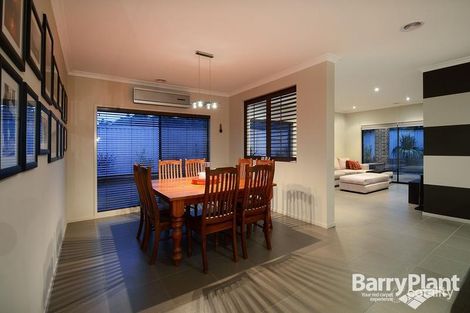 Property photo of 9 Murchison Link Pakenham VIC 3810