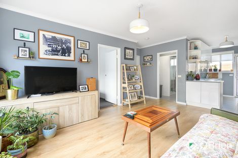 Property photo of 2/127 Beach Street Frankston VIC 3199