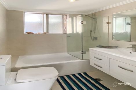 Property photo of 2/10 Richmond Avenue Dee Why NSW 2099