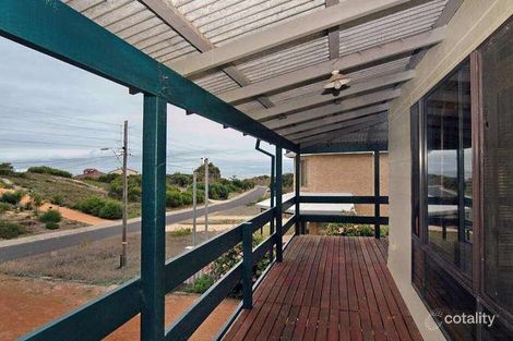 Property photo of 16 Binningup Road Binningup WA 6233