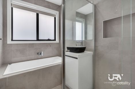 Property photo of 1 Astelia Lane Wallan VIC 3756
