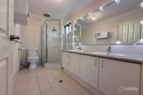 Property photo of 19C Shaw Place Innaloo WA 6018