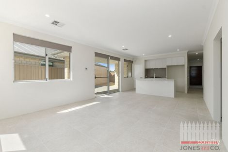 5 Pinnacle Pkwy, Yanchep, WA 6035