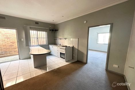 1/4 Artillery Cres, Seven Hills, NSW 2147