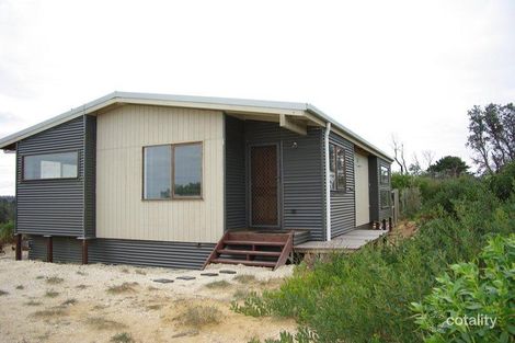 97 Glomar Dr, Glomar Beach, VIC 3851