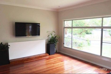 Property photo of 17 Ronald Avenue Narraweena NSW 2099