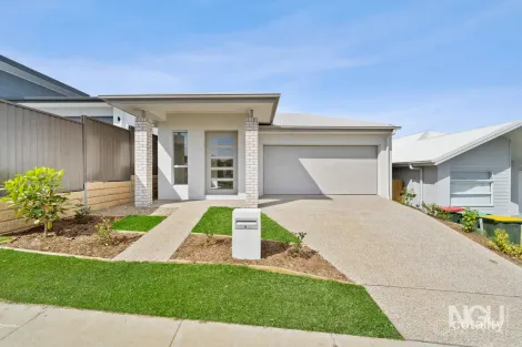 6 Wilsons Peak Way, White Rock, QLD 4306