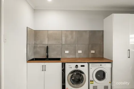 Property photo of 48 Spoonbill Street Nudgee QLD 4014
