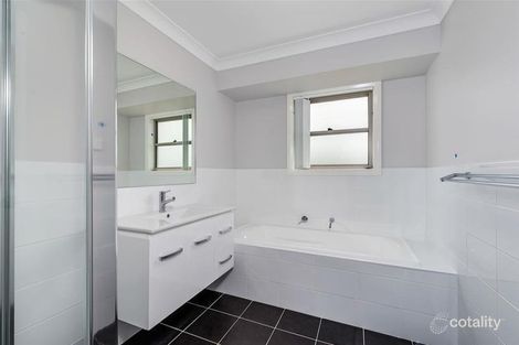 Property photo of 2/2 De Vitre Street Lambton NSW 2299