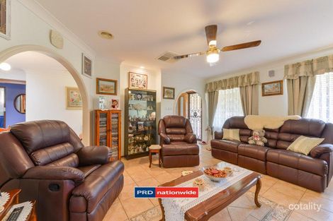 Property photo of 30 Dibar Drive Hillvue NSW 2340