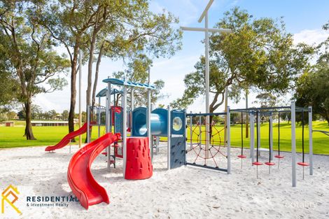 8d Battrass Pl, Innaloo, WA 6018