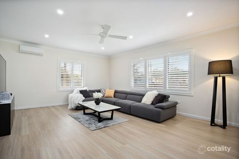 Property photo of 27 Central Avenue Oak Flats NSW 2529