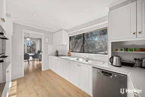 Property photo of 5 Garis Place Macgregor ACT 2615
