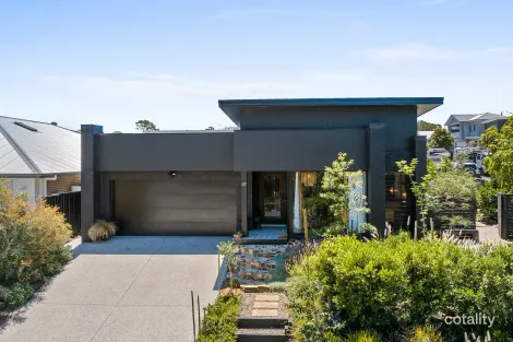 37 Raleigh St, Albion Park, NSW 2527