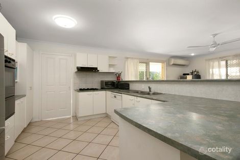 Property photo of 2 Gidgee Court Albany Creek QLD 4035