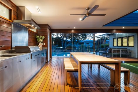 Property photo of 60 Days Avenue Yeronga QLD 4104