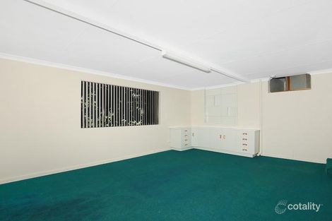 Property photo of 2 Murray Crescent Halls Head WA 6210