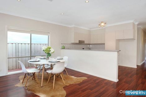 Property photo of 7 Maitland Place Caroline Springs VIC 3023