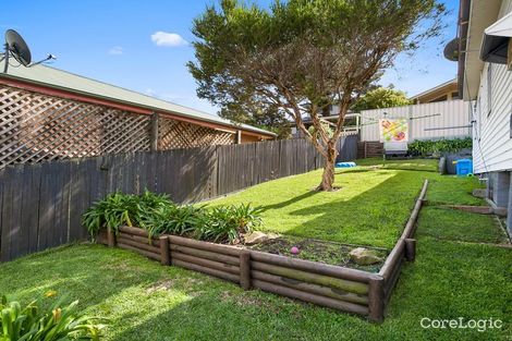 Property photo of 22 Lakeview Parade Warriewood NSW 2102