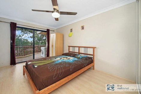 Property photo of 10/240-242 Targo Road Toongabbie NSW 2146