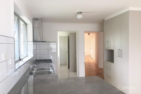 Property photo of 14 Blaxland Drive Dandenong North VIC 3175