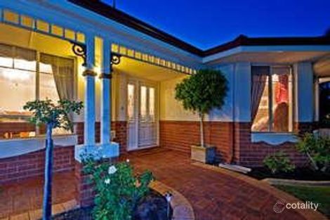 Property photo of 18 Cottage Park Way Kewdale WA 6105