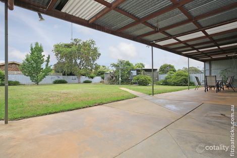 Property photo of 28 Huthwaite Street Mount Austin NSW 2650