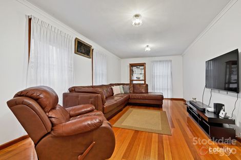 Property photo of 122 Longford Crescent Coolaroo VIC 3048