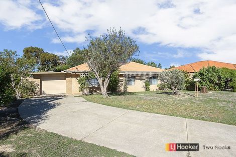 Property photo of 11 Stuart Place Two Rocks WA 6037