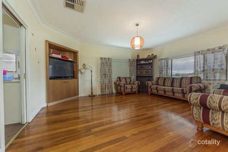 Property photo of 17 Leslie Street St Albans VIC 3021