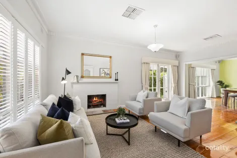 Property photo of 17 Raynes Park Road Hampton VIC 3188