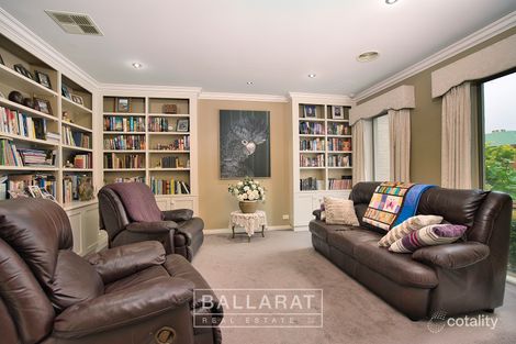 Property photo of 4 St Swindons Avenue Lake Gardens VIC 3355