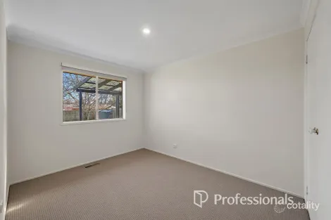 Property photo of 32 Handasyde Avenue Kilsyth South VIC 3137