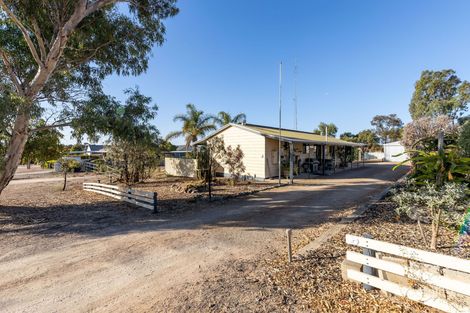 7 Whelan Rd, Port Broughton, SA 5522